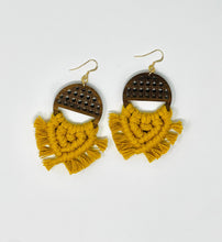 Load image into Gallery viewer, Macramé Earrings| Fringe Mustard
