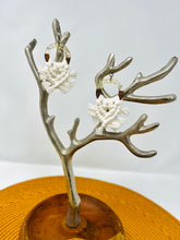 Load image into Gallery viewer, Macramé Earrings| Fringe Natural