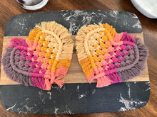 Load image into Gallery viewer, Heart Coasters